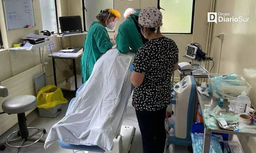 Buscan avanzar en estrategia para resolver lista de espera quirúrgica en la Región de Los Ríos