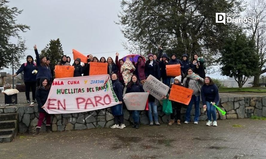 Trabajadoras de jardínes Integra de Futrono se suman a movilización nacional

