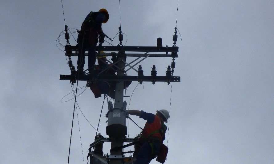Anuncian corte programado de energía eléctrica para sectores de Paillaco, Futrono y La Unión