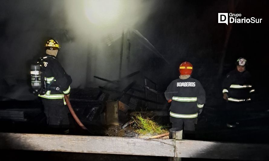 Incendio afectó a una vivienda en sector rural de Futrono