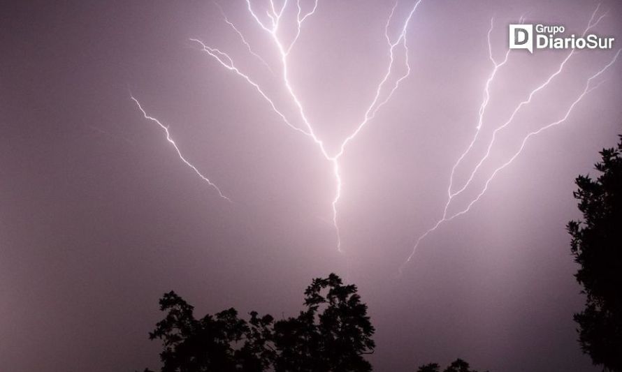 Declaran Alerta Temprana Preventiva en Los Ríos por tormentas eléctricas