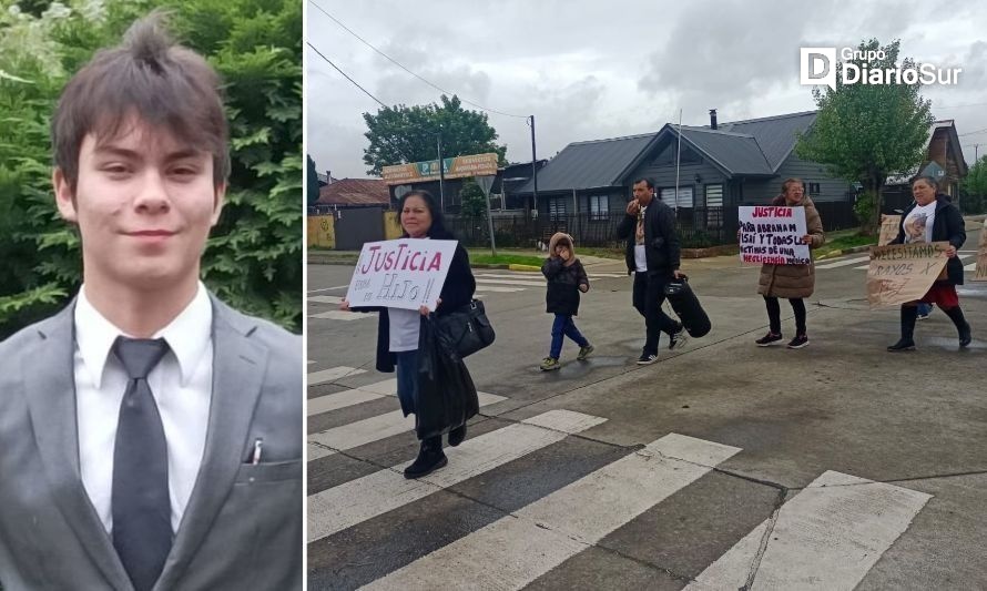 Familia de adolescente fallecido protesta frente al Hospital de Paillaco