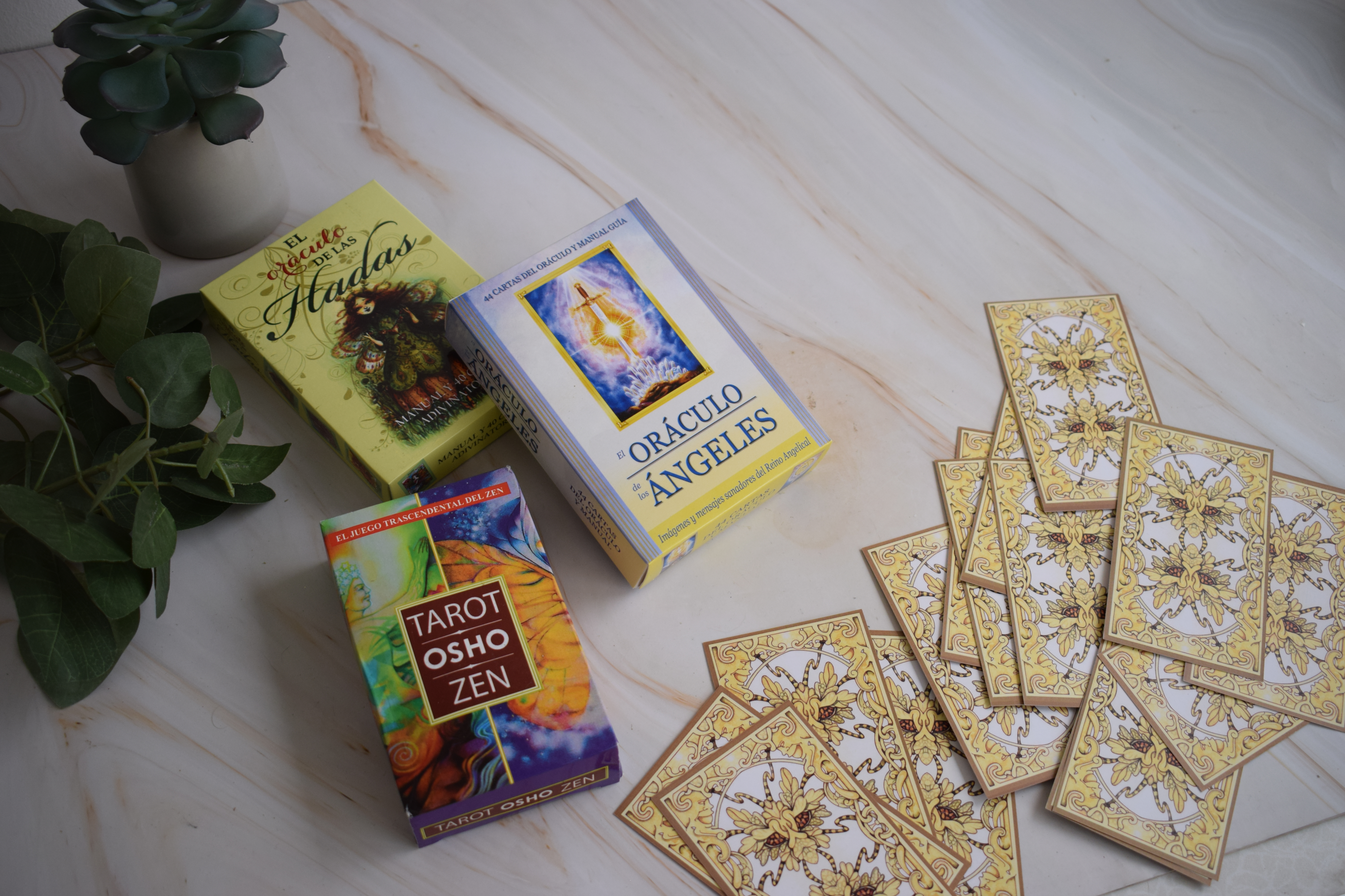 Lecturas de Tarot en Casa: Cómo Crear tu Propio Espacio Sagrado