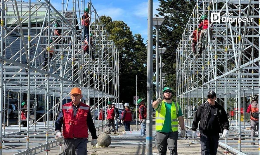 Comienza instalación de renovado Patio Submarino en la costanera de Valdivia