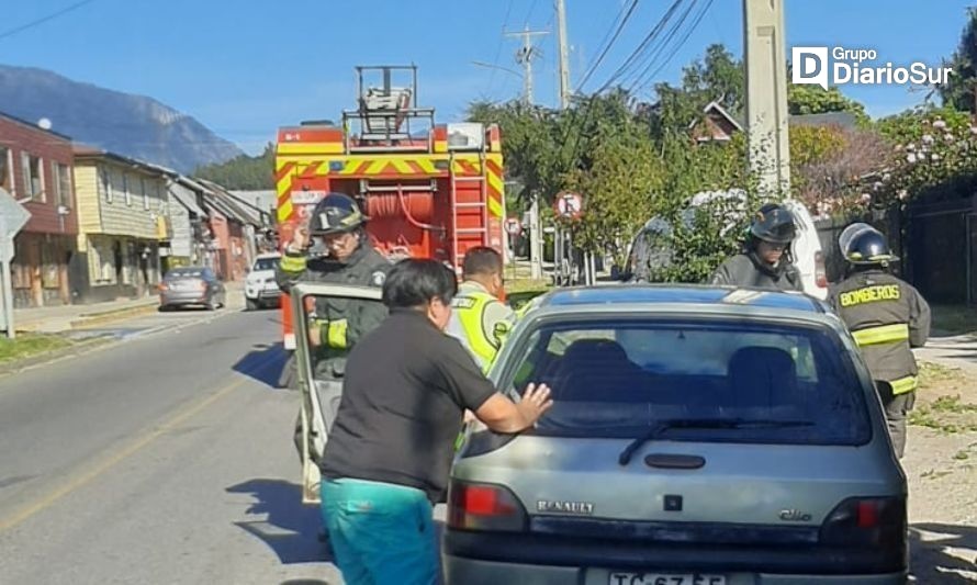 Bomberos extinguieron fuego de vehículo en Futrono