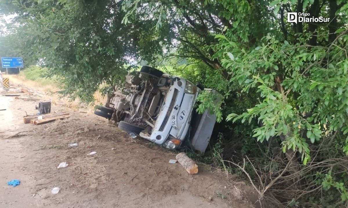 AHORA: confirman un fallecido en grave accidente en Máfil