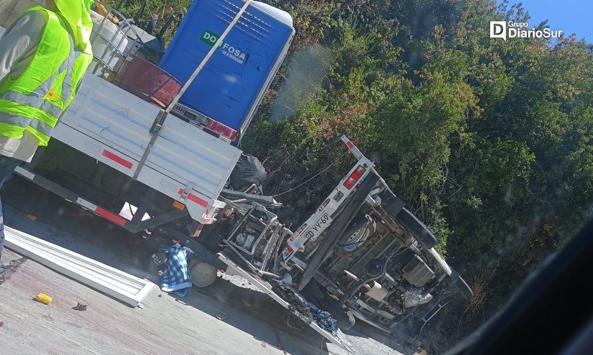 Despiste de camión produjo colisión múltiple en Ruta 5 Sur