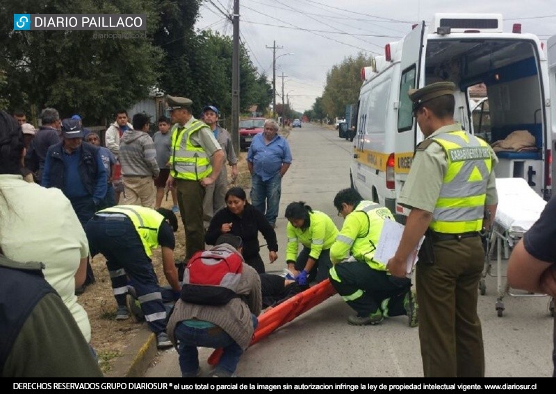 Uso de casco salvó la vida de motociclista que colisionó con una camioneta en Paillaco