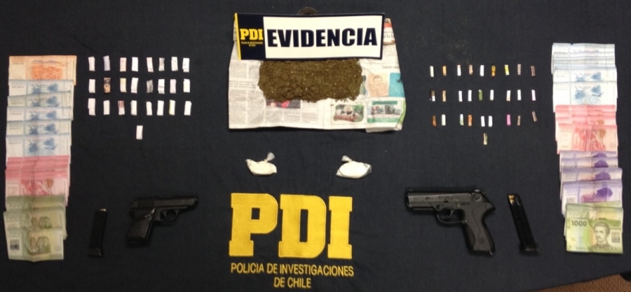PDI captura a clan familiar que traficaba drogas en población de Valdivia.
