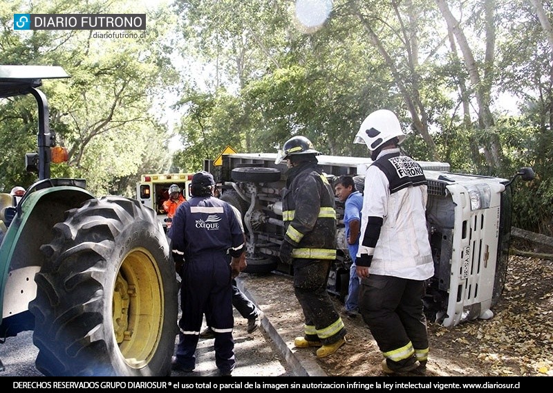 Hace instantes: Accidente vehicular en balneario Coique