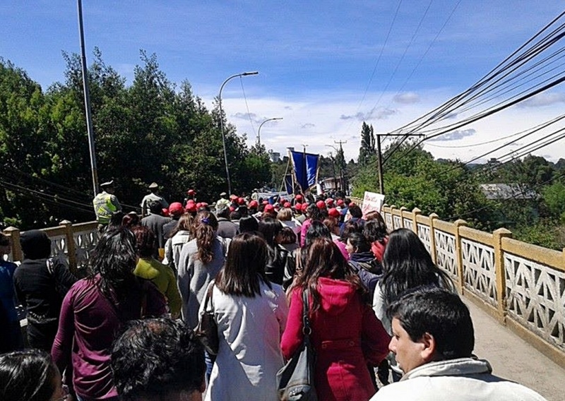 Docentes de Los Lagos se suman a paro indefinido desde este jueves