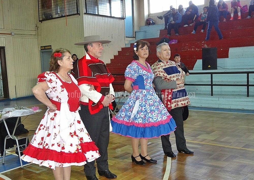 Adultos mayores manifestaron disconformidad con la organización de regional de cueca en Los Lagos