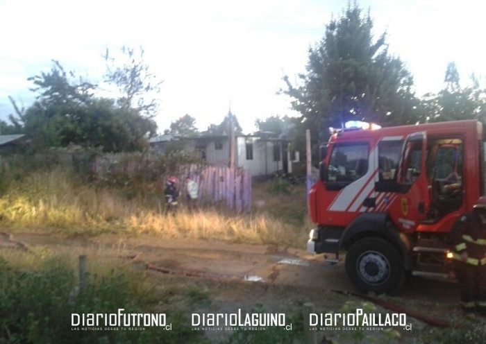 Una vivienda resultó destruida por el fuego en población municipal de Reumén