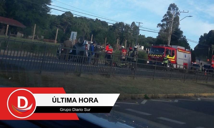 Reportan volcamiento de vehículo en Torobayo