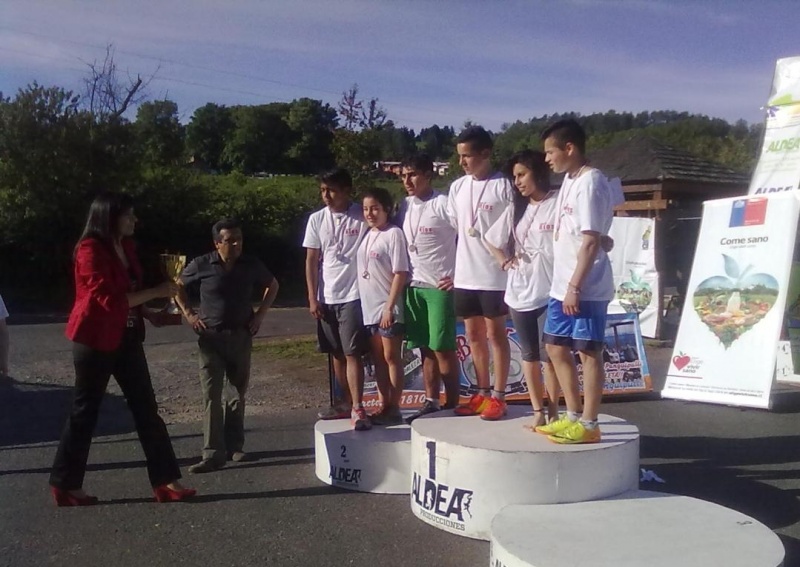 Desafío Escolar Siete Lagos: Liceo Rural Llifén alzó la copa en Panguipulli