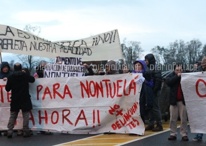 Vecinos bloquearon camino a Futrono para exigir un Retén de Carabineros en Nontuelá