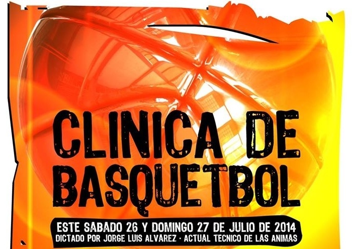 Clínica de básquetbol en Paillaco busca preparar entrenadores para series menores