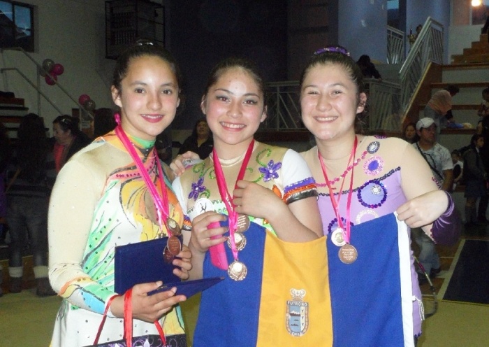 Gimnastas futroninas cosechan sus primeras medallas en Punta Arenas