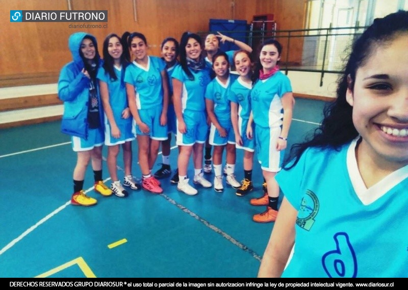 Basquetbolistas sub 14 representarán a Futrono en la ciudad de La Calera 