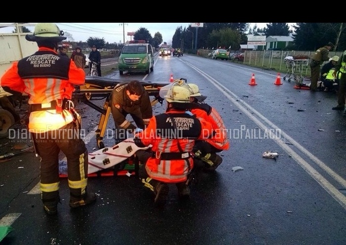 Seis heridos dejó violenta colisión en el cruce Los Tambores