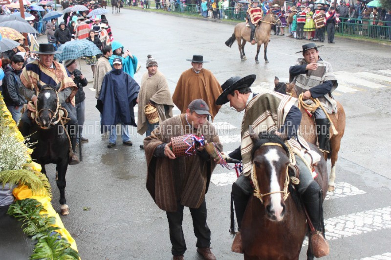 Sigue la fiesta: hoy cuecas premiadas y juegos populares en Futrono y Nontuelá