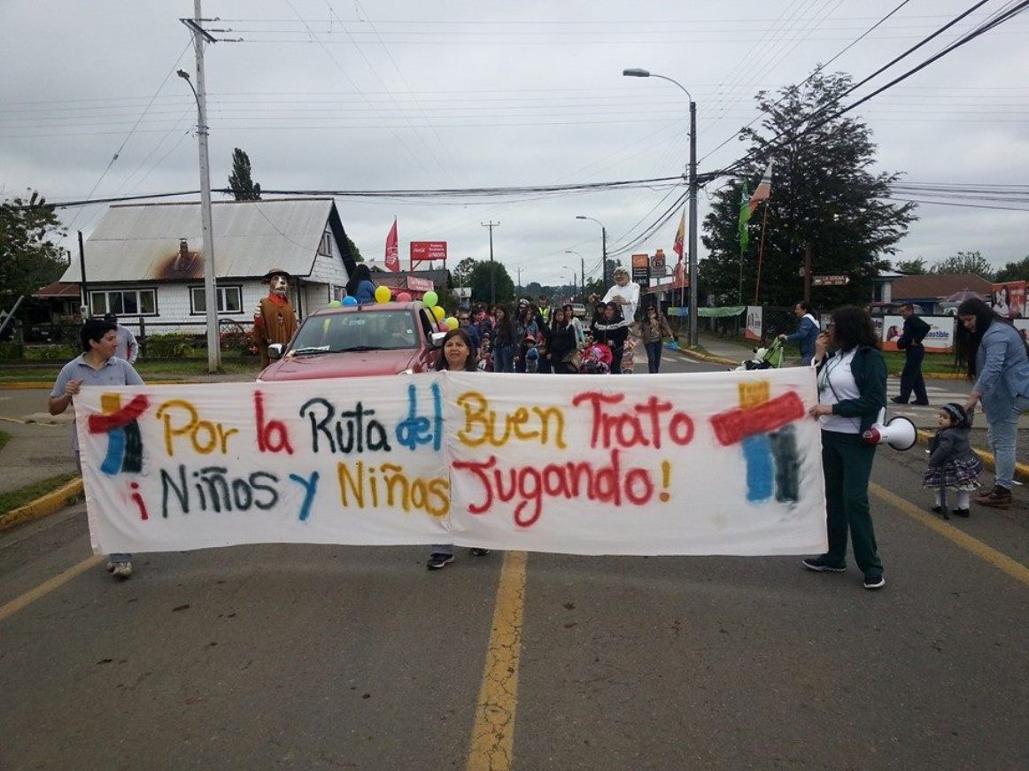 Imágenes de jardín infantil Rucantú en "Carnaval del Buen Trato" en Lago Ranco