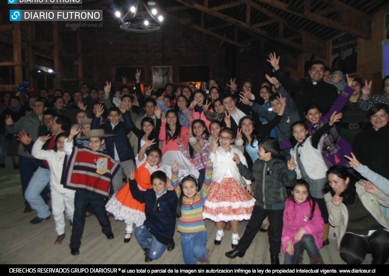 El folclore infantil de "Wehoyotuy Tany Kugmün" celebró su primer aniversario