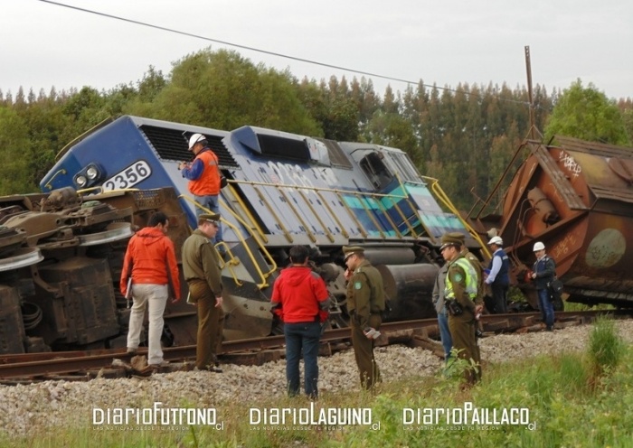 Convoy descarrila en las cercanías de Paillaco y produce derrame de combustible