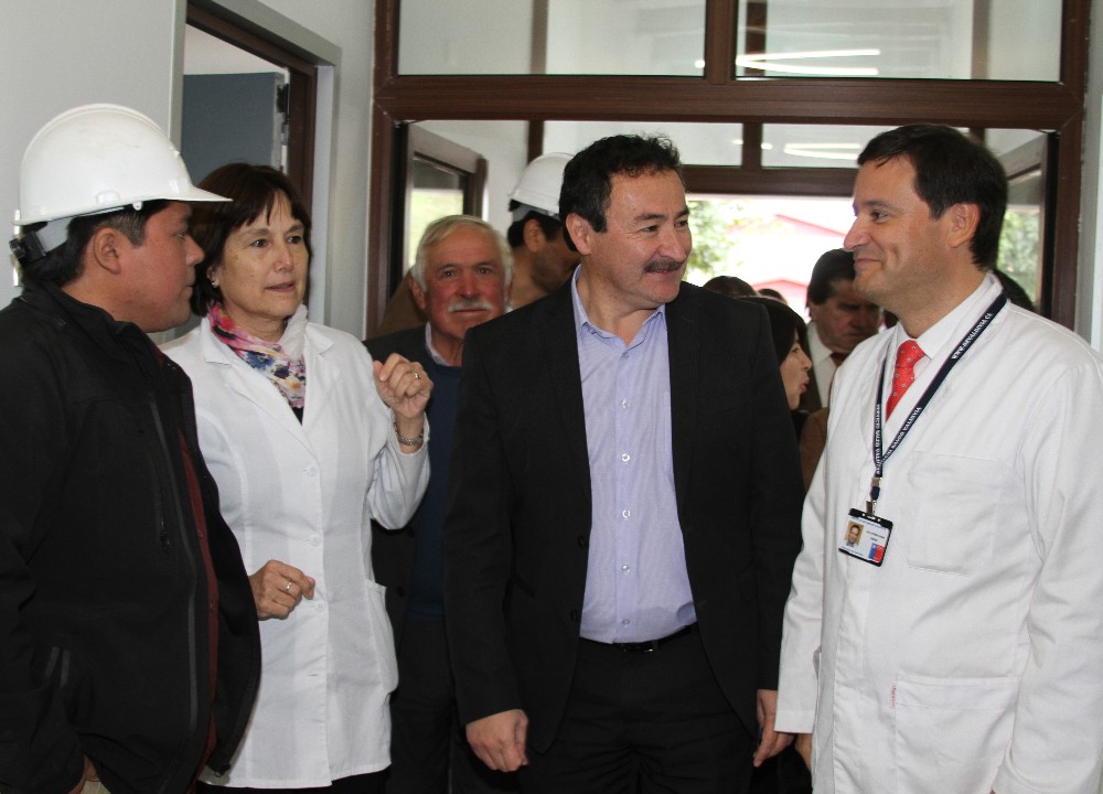 Ministra de Salud realizó visita  obras del Hospital de Lanco y  Centros Comunitarios de Salud  de Máfil y Valdivia