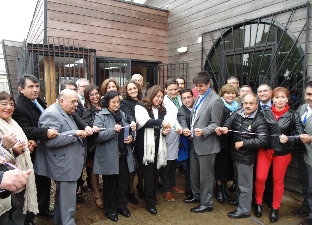 Paillaco inauguró Centro de Diálisis público-privado que atiende a usuarios de tres comunas