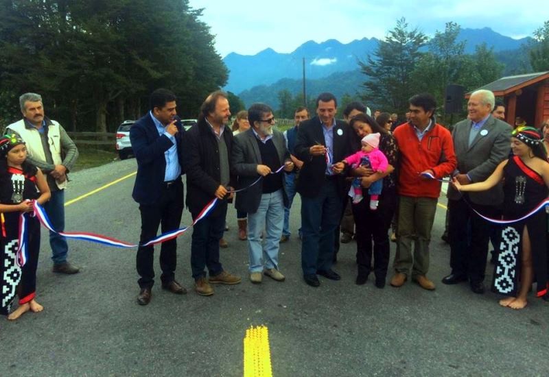 Avanza asfalto en zona cordillerana de Futrono: Otros 11 kilómetros fueron inaugurados