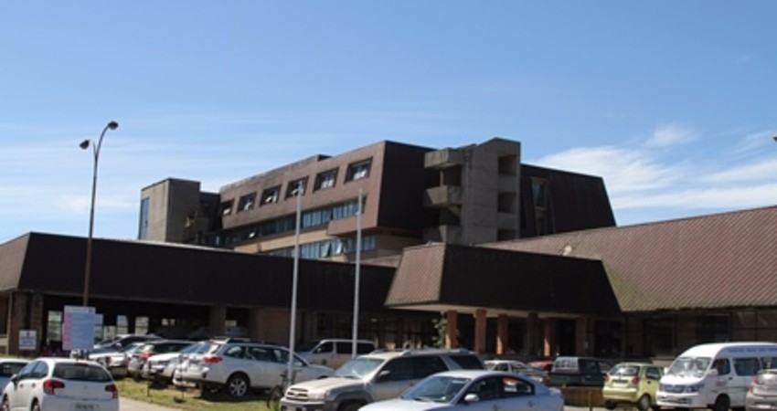 Diputado Berger (RN) llamó a no arriesgar proceso de acreditación del Hospital Base de Valdivia