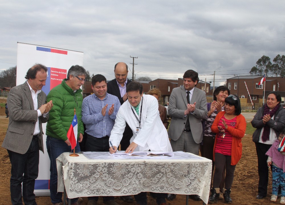 Lista adjudicación de  obras del nuevo Centro Comunitario de Salud para los vecinos del sector Guacamayo de Valdivia