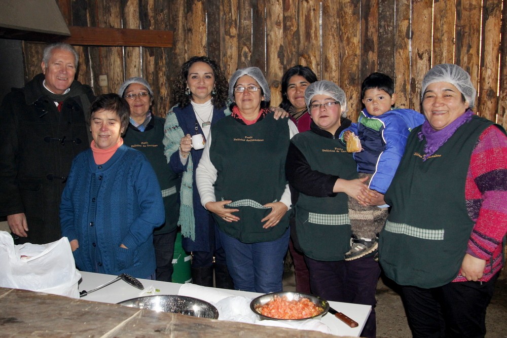 Convenio con INIA y reconocimientos marcaron Día del Campesino en Futrono